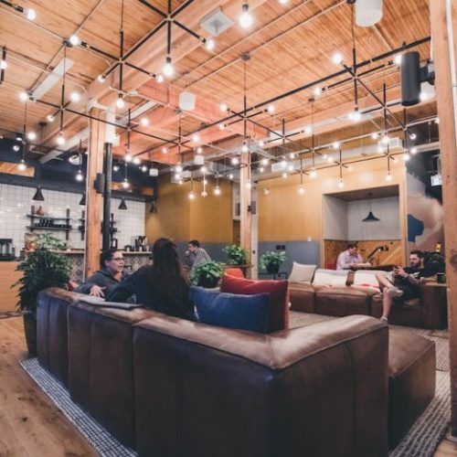 The-five-benefits-of-shared-office-space-and-coworking-venues-for-SMEs-780x520